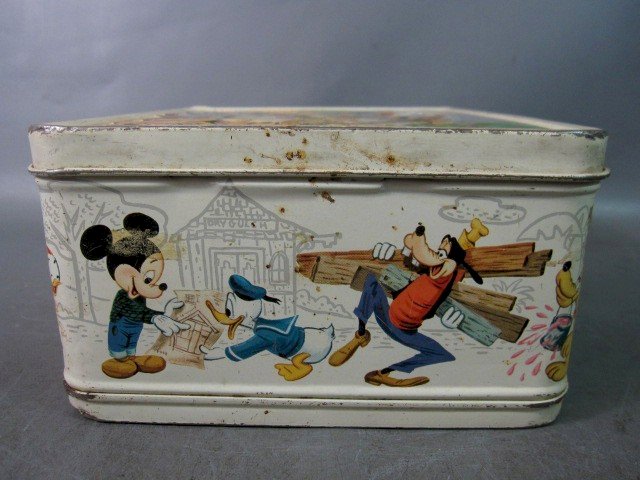 Vintage Walt Disney’s Mickey Mouse Club Lunchbox